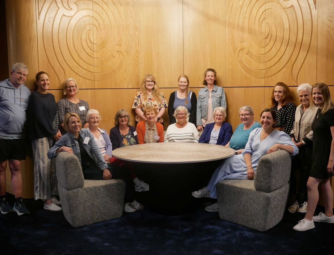 Nest Collective volunteers together